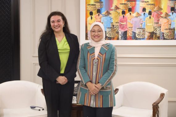 Menaker Ida Fauziyah Minta ILO Realisasikan Program Pekerjaan Layak bagi Indonesia - JPNN.COM