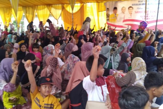 Tasyakuran Pemilu Damai, Sahabat Bang Ara Banten Gelar Makan Siang Bersama Masyarakat - JPNN.COM