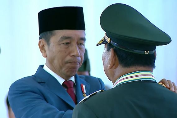 Presiden Jokowi Ucapkan Selamat kepada Jenderal Prabowo - JPNN.COM
