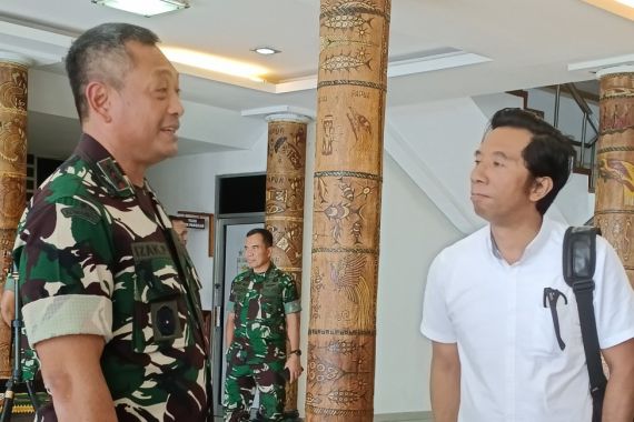 Pangdam Cenderawasih Angkat Suara Soal Upaya Pembebasan Pilot Susi Air, Simak - JPNN.COM
