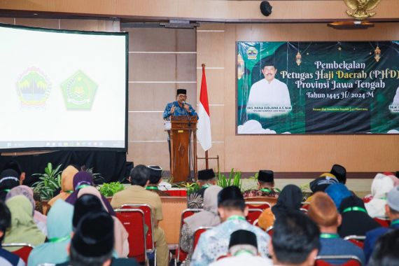 Pj Gubernur Jateng Minta 258 Petugas Haji Beri Pelayanan Terbaik kepada Jemaah - JPNN.COM