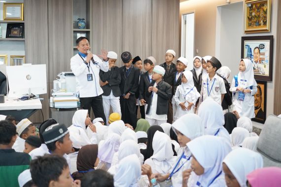 Sambut Ramadan, PNM Peduli Tebar Santunan Anak Yatim di Seluruh Cabang - JPNN.COM