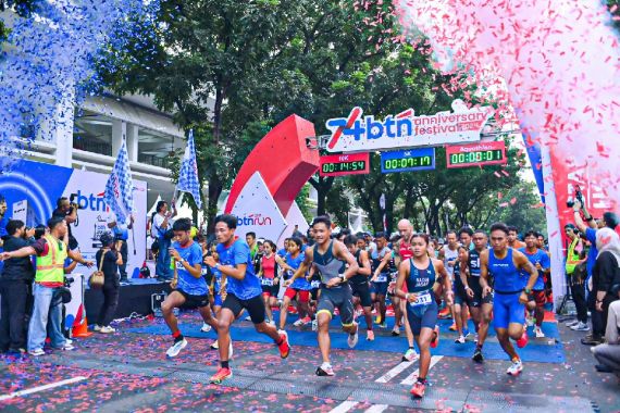 Ratusan Peserta Ramaikan BTN Dash Aquathlon 2024 - JPNN.COM