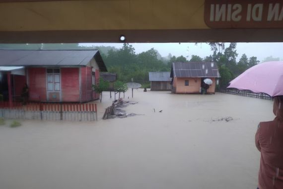 2 Rumah Warga di Buol Hanyut Terseret Banjir - JPNN.COM