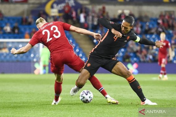 Liverpool vs Man City, Jurgen Kloop: Bukan Hanya Tentang Van Dijk Lawan Haaland - JPNN.COM