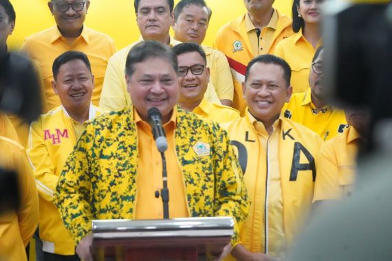 Masih Fokus Pemilu, Airlangga Tegaskan Munas Golkar Desember - JPNN.COM