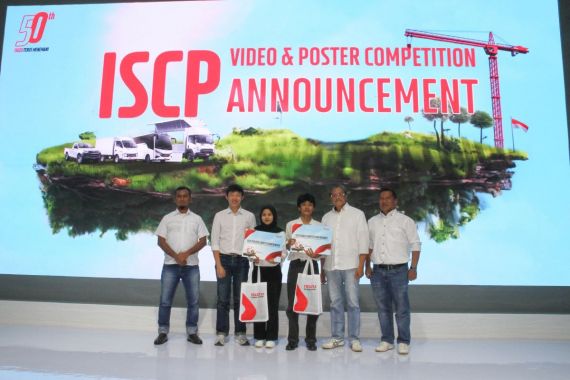 Mega & Tama Dinobatkan sebagai Pemenang Video dan Poster Isuzu Supply Chain Partner - JPNN.COM