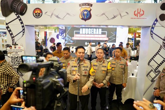 Gelar Lomba Karya Jurnalistik, Kapolda Riau Pastikan Program Cooling System Pemilu Sukses - JPNN.COM