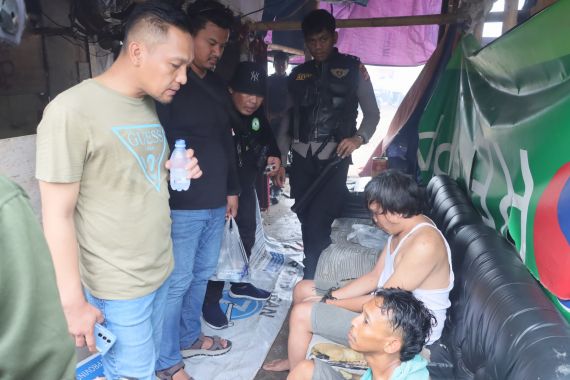 Subuh-subuh, 200 Reserse Narkoba Bergerak ke Kampung Bahari, Puluhan Orang Diamankan - JPNN.COM