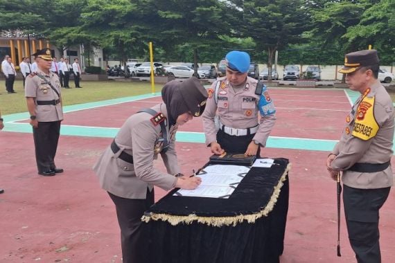 Polrestabes Palembang Gelar Sertijab 8 Pejabat Utama, Eks Kasubbid Penmas Jadi Kasat Lantas - JPNN.COM