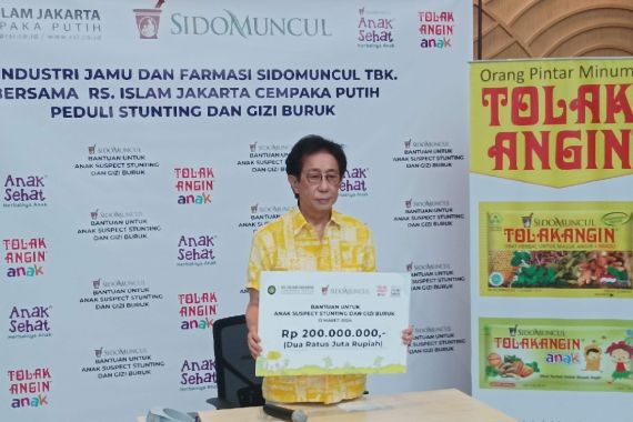 Sido Muncul Salurkan Bantuan Rp 200 Juta untuk Anak Stunting - JPNN.COM