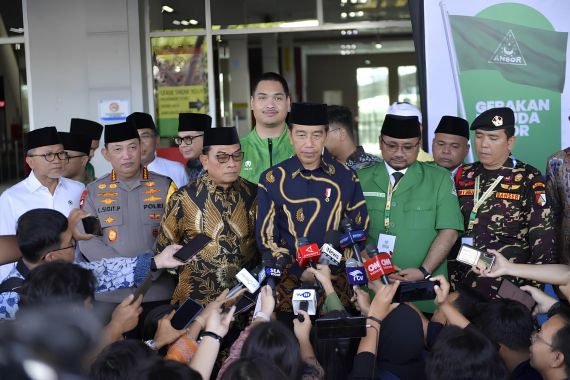 Menpora Dito Dampingi Presiden Jokowi Hadiri Kongres GP Ansor - JPNN.COM