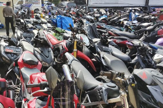 Ikut Balap Liar di Pekanbaru, Siap-siap Motor Ditahan Hingga Lebaran Usai - JPNN.COM
