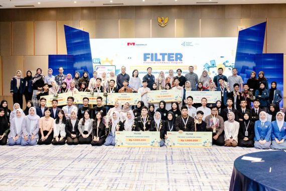 Ratusan Siswa SMA Ikuti Edukasi Finansial Konvensional dan Syariah - JPNN.COM