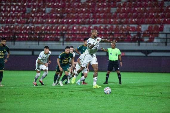 10 Pemain Persib Bandung Pukul Persikabo 1973, Cek Klasemen Liga 1 di Sini - JPNN.COM