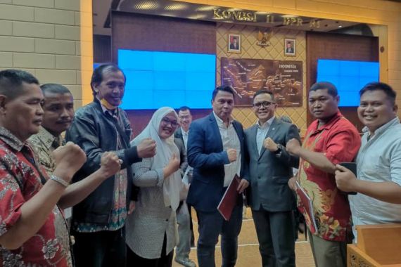 2 Kali Menteri Anas Sebut Tes PPPK Hanya Formalitas, Bunda Nur: Honorer Kawal! - JPNN.COM