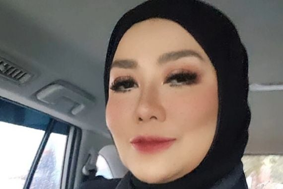 Reza Artamevia Akhirnya Ungkap Niat Memakai Hijab - JPNN.COM