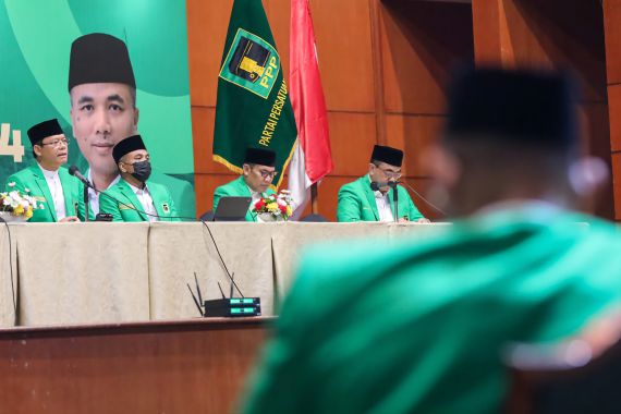 Berbeda dengan Sandi Uno, Elite Sebut PPP Masih Fokus Kawal Pemilu - JPNN.COM