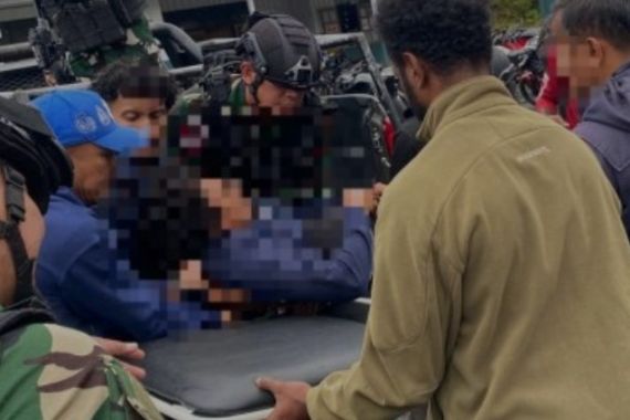 Detik-detik Prajurit TNI Satgas BIN Dijebak KKB, Ditembak dari Jarak Dekat - JPNN.COM