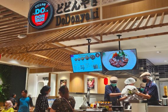 Sensasi Makan Yakiniku Donburi ala Jepang Terbaru di AEON Kota Wisata - JPNN.COM