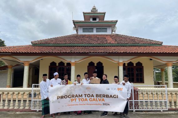 TOA Berbagi Perbaiki Sistem Tata Suara di 3 Masjid dan Pesantren - JPNN.COM