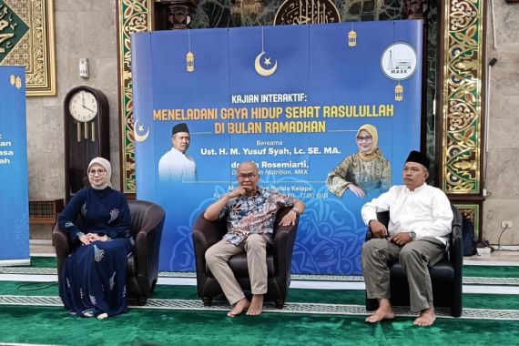 Gelar Kajian Kesehatan saat Ramadan, AQUA Gandeng DKM Masjid Agung Sunda Kelapa - JPNN.COM