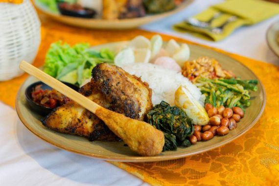 Sarirasa Group Merayakan Harmoni untuk Indonesia Melalui Ragam Menu Spesial - JPNN.COM