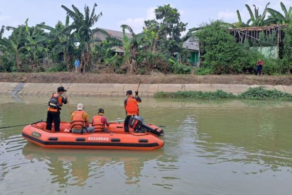 2 Anak yang Hilang Terserat Arus Sungai di Lebak Masih Belum Ditemukan - JPNN.COM