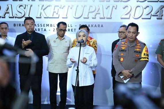 Dirut Pertamina Nicke Widyawati Sampaikan Kesiapan Pasokan BBM dan LPG Jelang Idulfitri - JPNN.COM