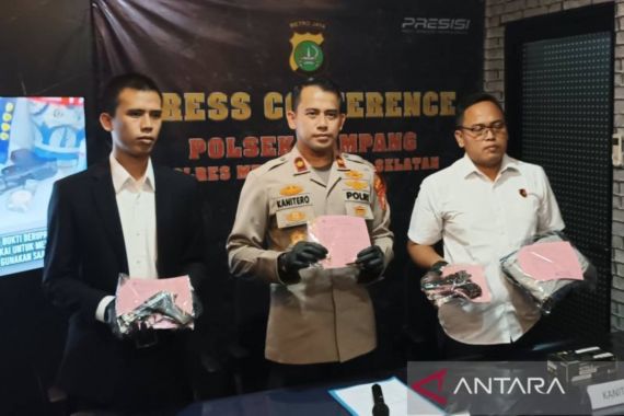 Penodong Senjata Api di Mampang Prapatan Ditangkap, Polisi Buru Penjual Airsoft Gun - JPNN.COM