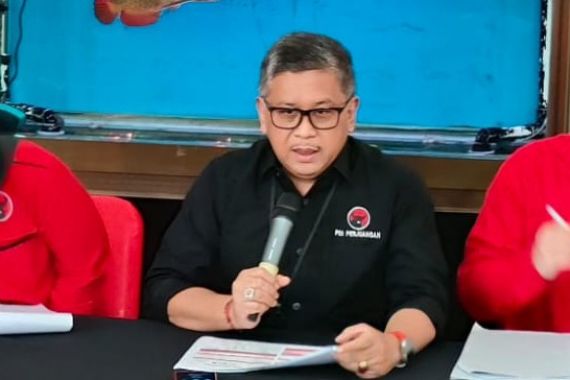 Hasto PDIP Sindir Putusan MA Ubah Syarat Usia Paslon Pilkada - JPNN.COM