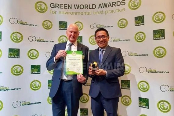 Program Konservasi Gajah PHR Sabet Penghargaan Green World Environment Awards 2024 - JPNN.COM