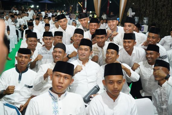 Hadiri Bazar Ramadan Kodam Jaya, Kasad Minta Prajurit Bantu Masyarakat - JPNN.COM