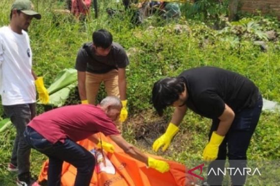 Sesosok Mayat Perempuan Ditemukan di Semak-Semak Kampung Cijambe Sukabumi - JPNN.COM