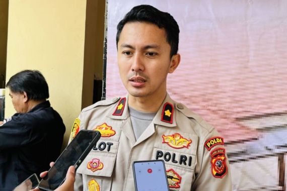 Hotman Paris Kehilangan Rp 164 Juta, Polisi Bilang Begini - JPNN.COM