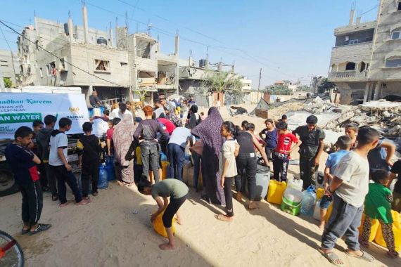 BAZNAS Distribusikan Air Bersih untuk Pengungsi Palestina - JPNN.COM