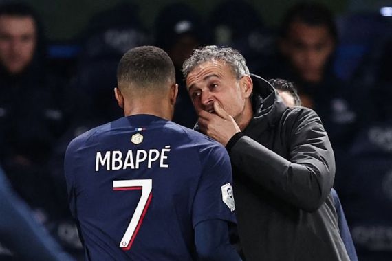 Luis Enrique Tepis Rumor tidak Akur dengan Kylian Mbappe - JPNN.COM