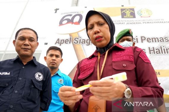 Geledah Kamar Hunian WBP di LPP Gorontalo, Petugas Gabungan Temukan Barang-Barang Ini - JPNN.COM