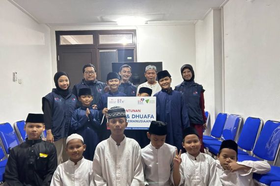 OK OCE Kemanusiaan Muliakan Ramadan Lewat Berbagi Bersama Yatim dan Mustahik - JPNN.COM