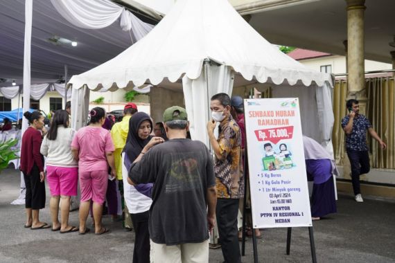 Gelar Safari Ramadan BUMN 2024, PalmCo Siapkan 35 Ton Sembako Pasar Murah - JPNN.COM