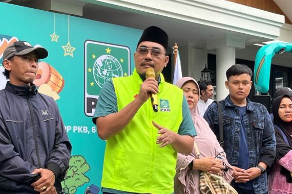 Gus Jazil PKB: Pak Prabowo dengan Pak Muhaimin Akrab - JPNN.COM