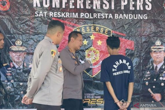 Anak Tewas Dianiaya Ayah Tiri di Bandung - JPNN.COM