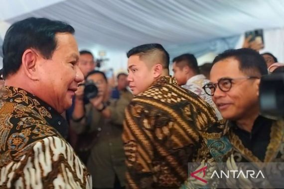 Begini Respons Prabowo Saat Ditanya Rencana Pertemuan dengan Megawati - JPNN.COM