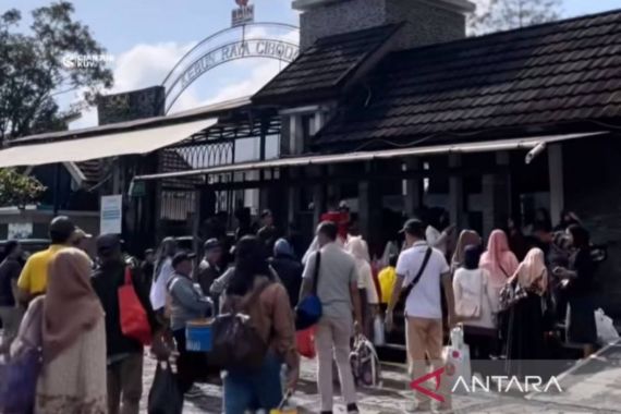 Objek Wisata di Cianjur Diserbu Belasan Ribu Wisatawan - JPNN.COM