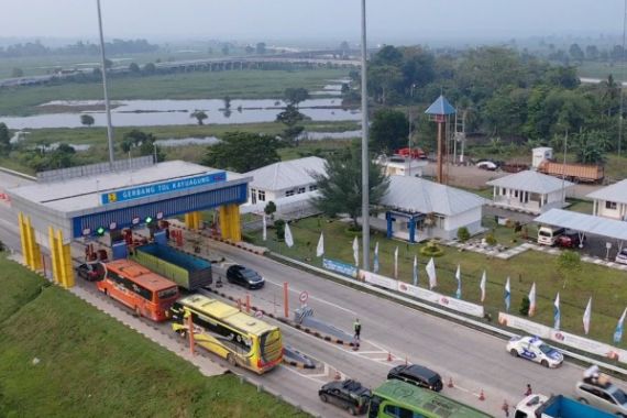 Arus Balik Lebaran, 275.026 Kendaraan Melintas di Tol JTTS - JPNN.COM