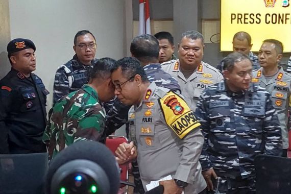 Buntut Bentrok TNI AL dengan Brimob, Kapolda Peringatkan Anggota Polri - JPNN.COM