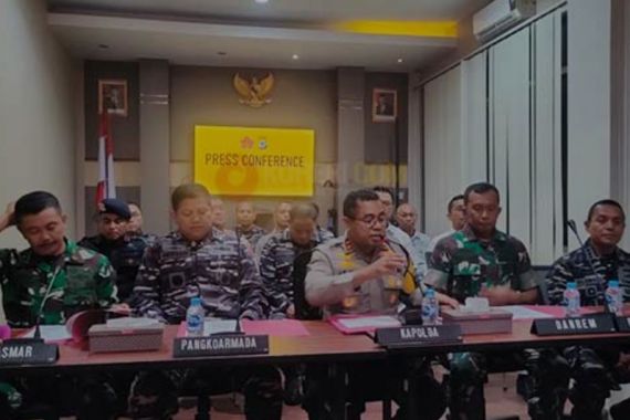 Bentrok Brimob dan TNI AL di Sorong, Kapolda dan Kapuspen Buka Suara - JPNN.COM