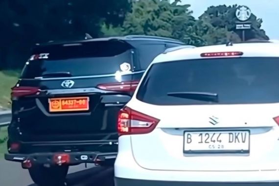 Dicari Pengendara Arogan Bernomor Dinas TNI di Tol, Marsda (Purn) Asep Lapor Polisi - JPNN.COM