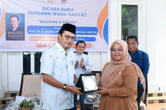 Fadel Muhammad Sebut Buku 'Building A Legacy' Karyanya Warisan untuk Generasi Muda - JPNN.COM