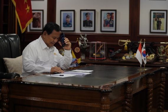 Prabowo Menerima Telepon Presiden Korsel, Ini yang Dibicarakan  - JPNN.COM